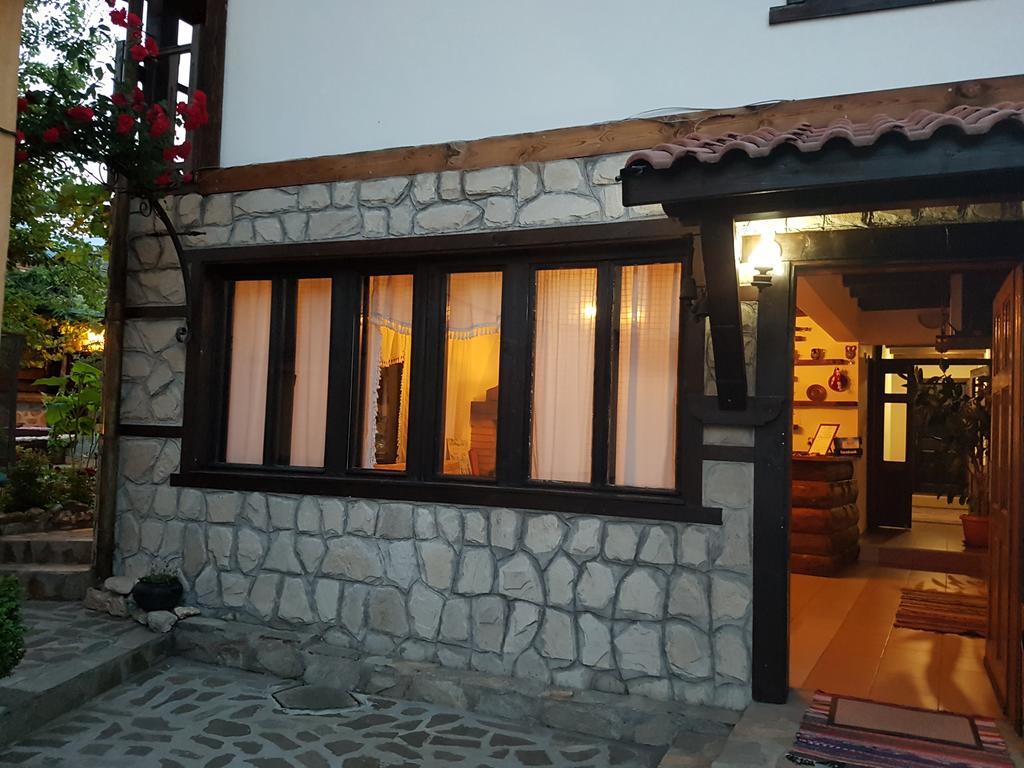 Trenchova Guest House Bansko Exterior photo